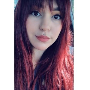 Meet your Posher, Lexxi